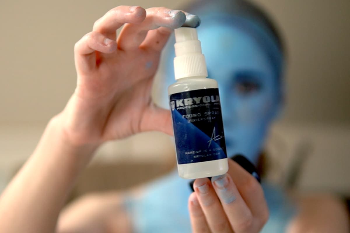 Tutorial Apply Face Paint for Costumes